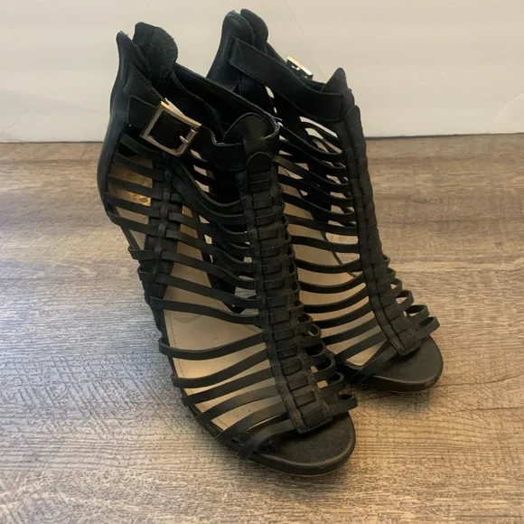 vince Camuto gladiator Stiletto Strappy Ankle Dressy Black Sandal Size 10 - Picture 2 of 10